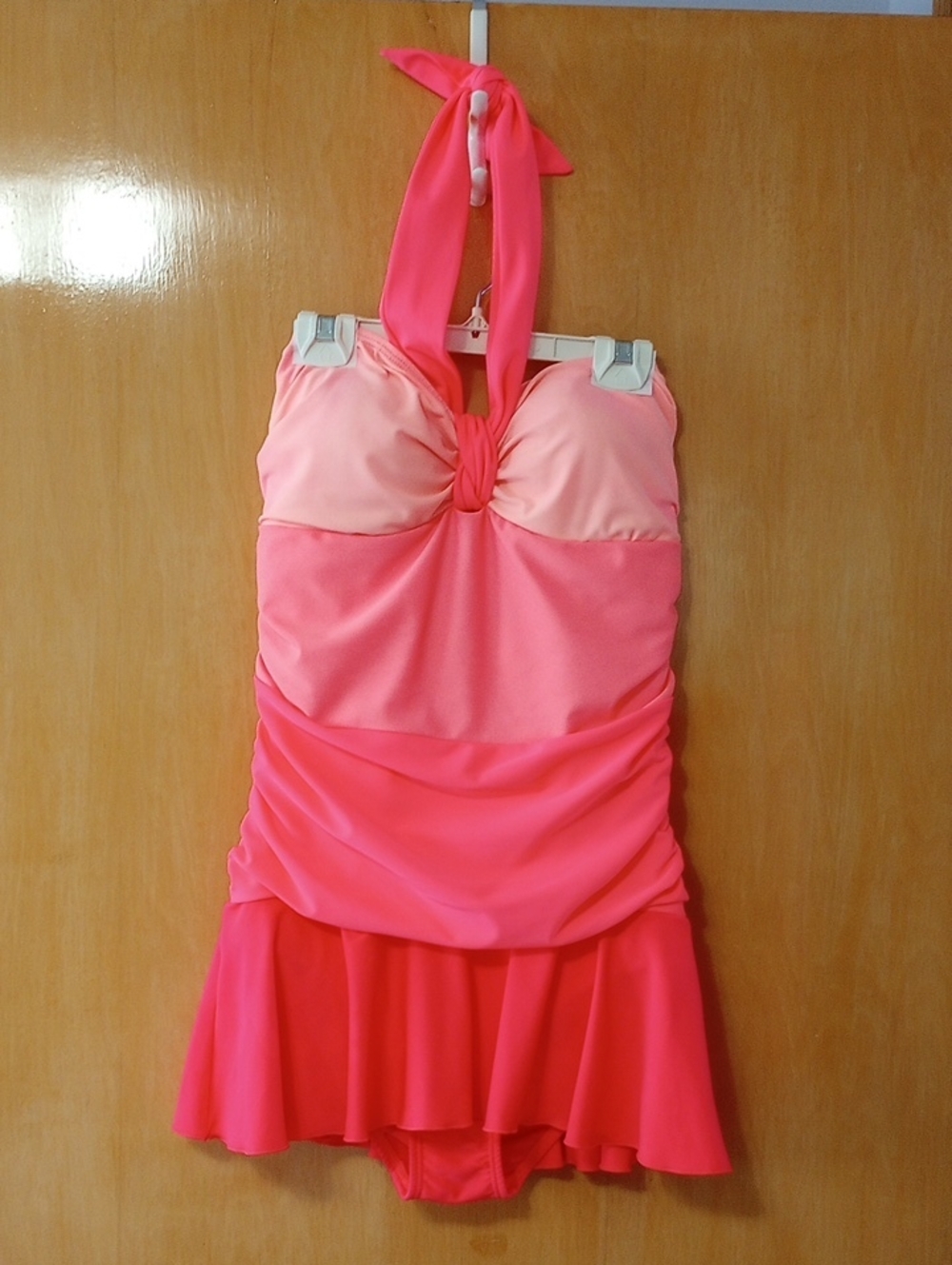 VENUS Melon Coral Ombre Halter Swimdress Women's 10